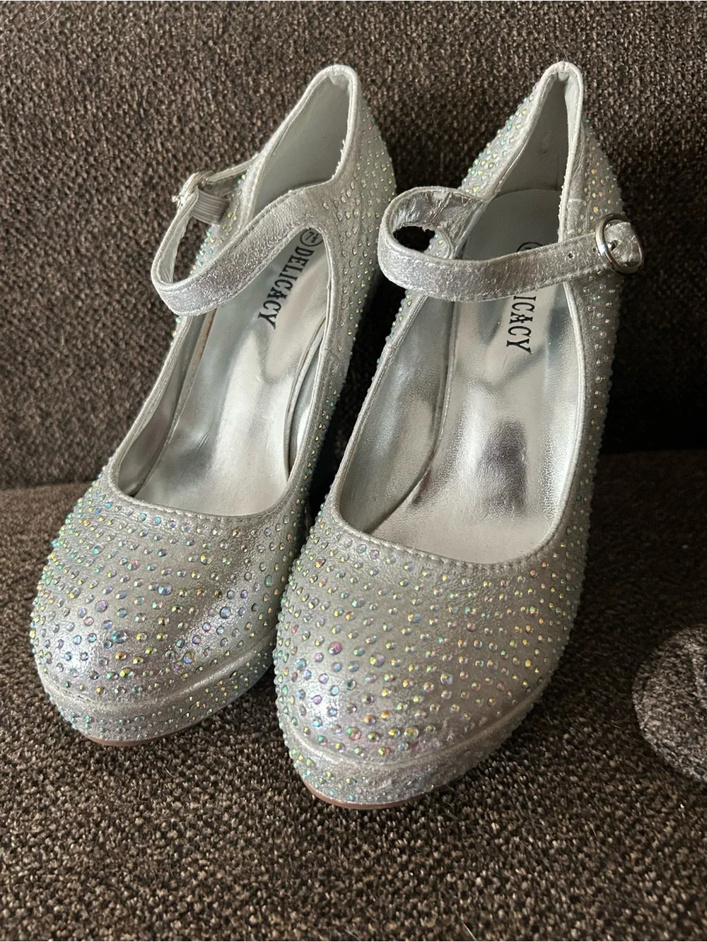 Delicacy Iridescent Silver Rhinestone wedge Shoes